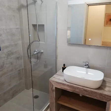 Apartment Liostasi