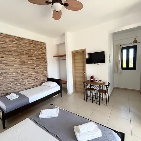 Apartment Liostasi Skyros